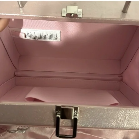 🔥SALES Rare🎀BarbieX Aldo Barbiebeat Boombox Crossbody Bag LIMITED EDITION New!✨️ - Picture 6 of 8